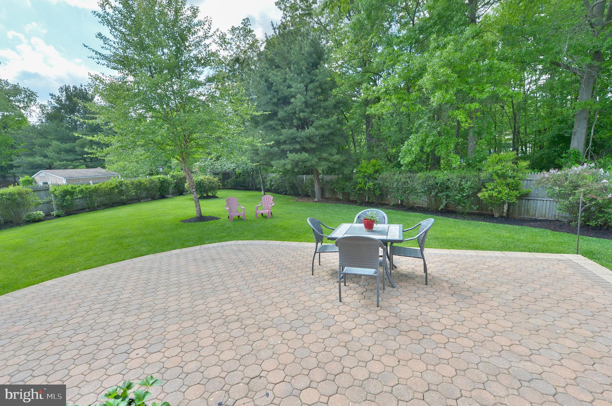 9 Columbia Drive Marlton, NJ 08053 - Photo 41 of 47 Large EP Henry Paver Patio