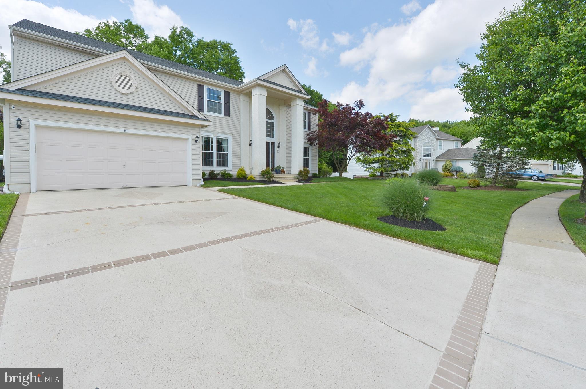 9 Columbia Drive Marlton, NJ 08053 - Photo 5 of 47 Two-Car Garage and Driveway with Pavers