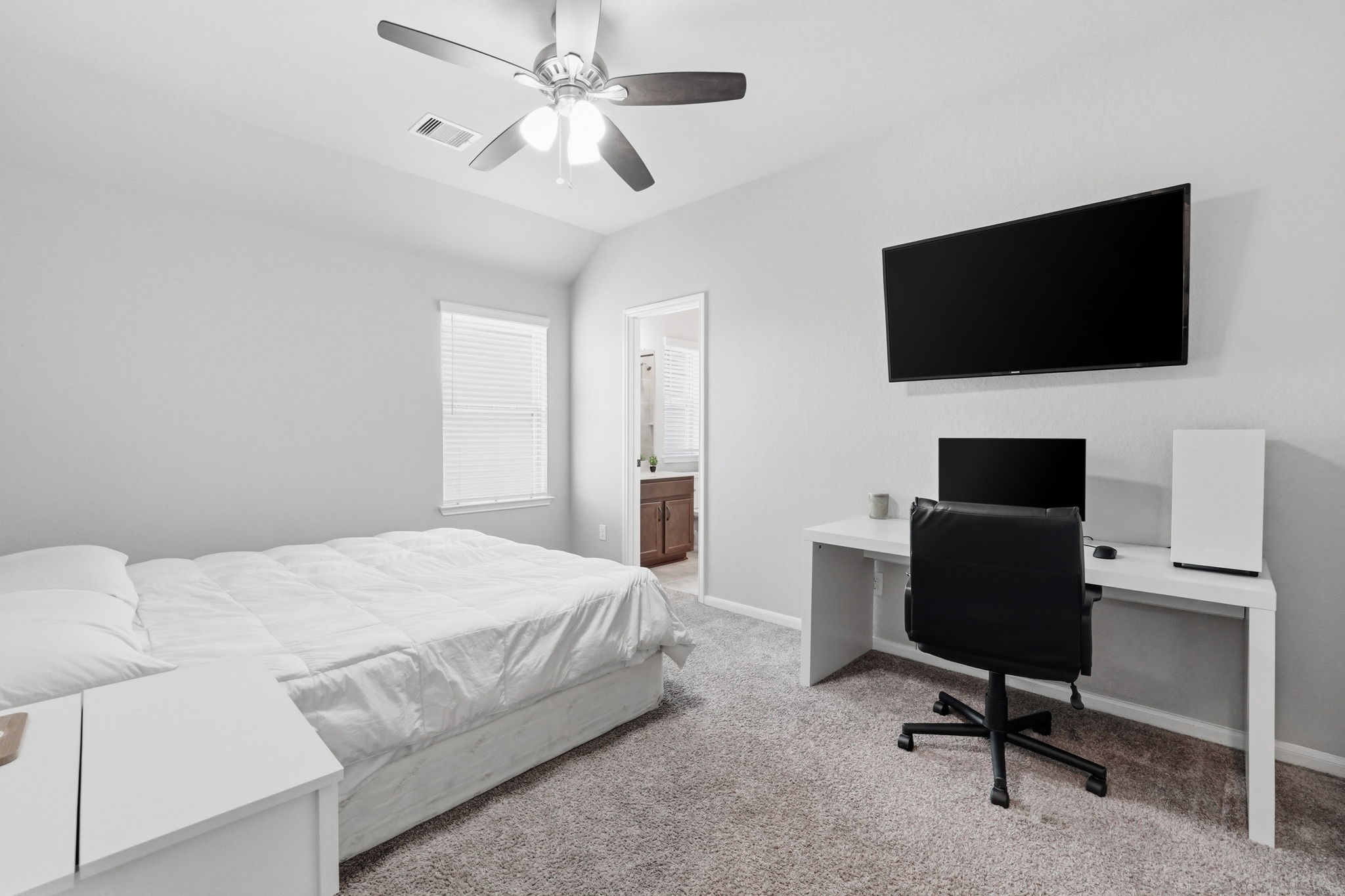 4334 Umber Shadow Drive Spring, TX 77386 - Photo 29 of 45 Secondary bedroom offers a flexible layout suitable for guests, a home office, or study space.