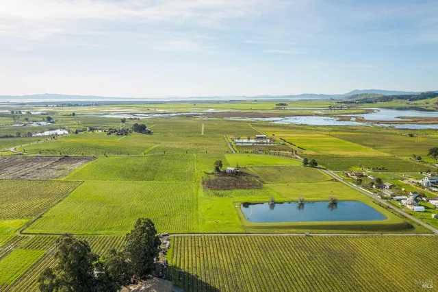 $3,895,000 | 23300-23500 Ramal Road, Sonoma, CA 95476
