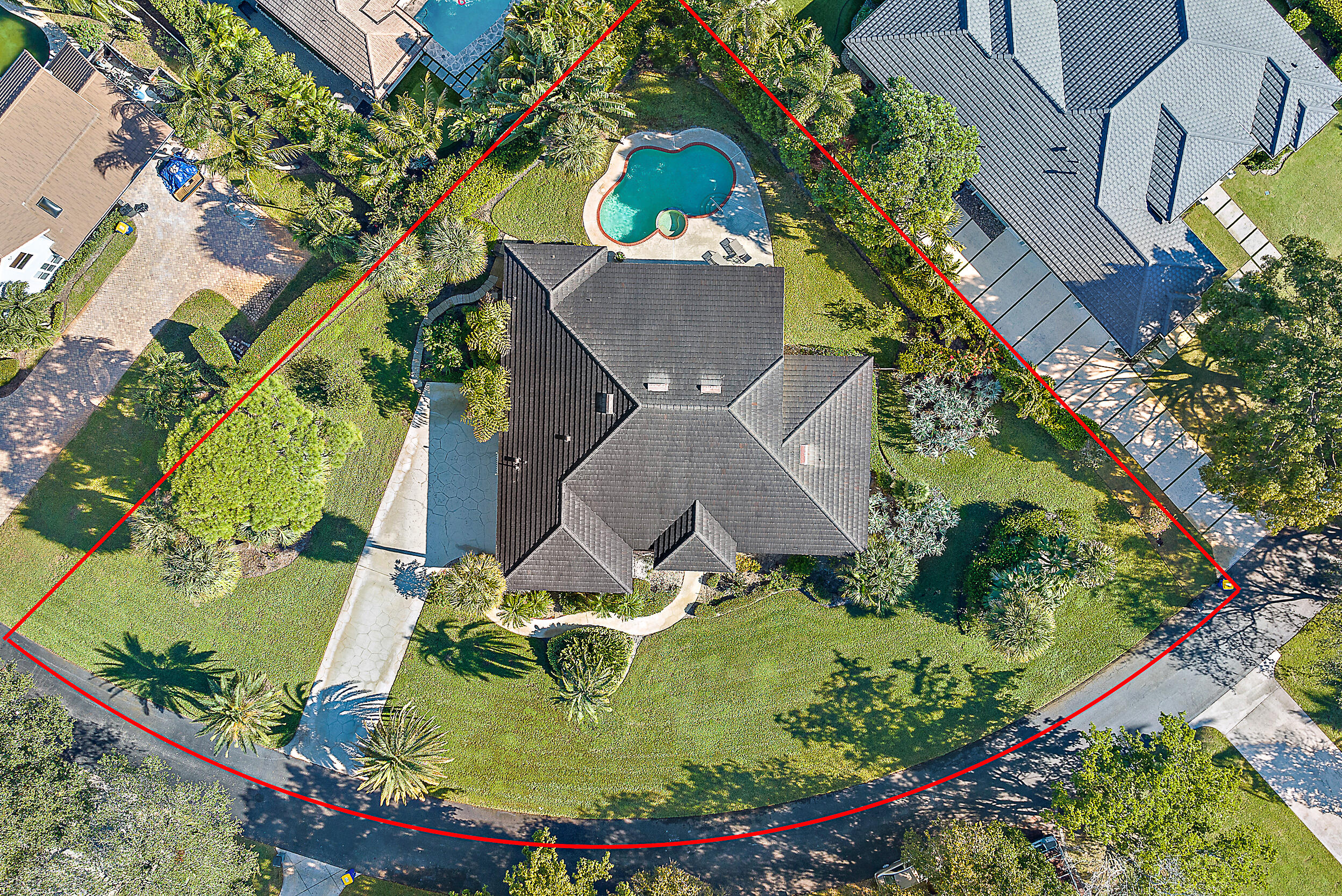 18760 Southeast River Ridge Road Jupiter, FL 33469 - Photo 1 of 28 Drone