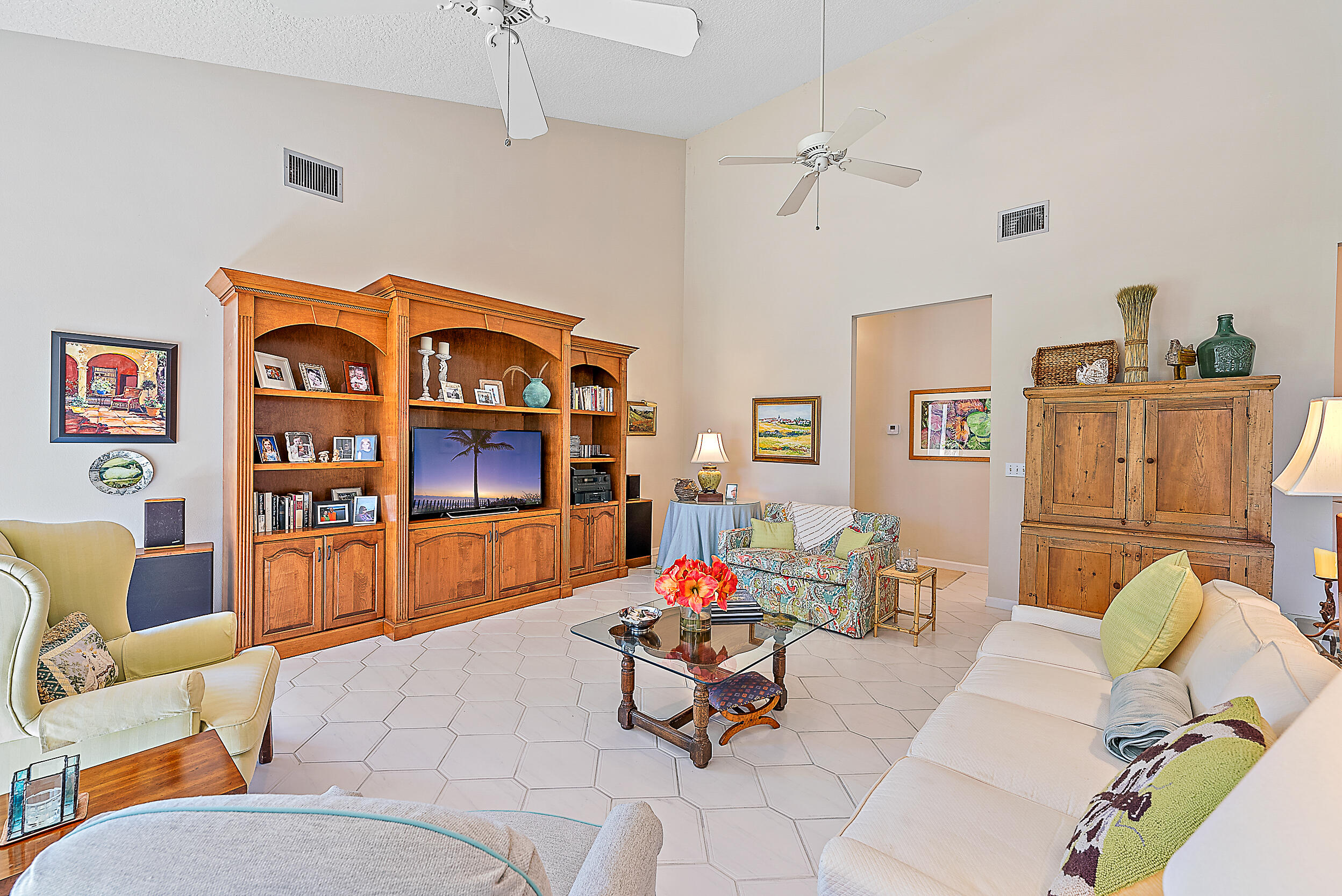 18760 Southeast River Ridge Road Jupiter, FL 33469 - Photo 11 of 28 Great Room