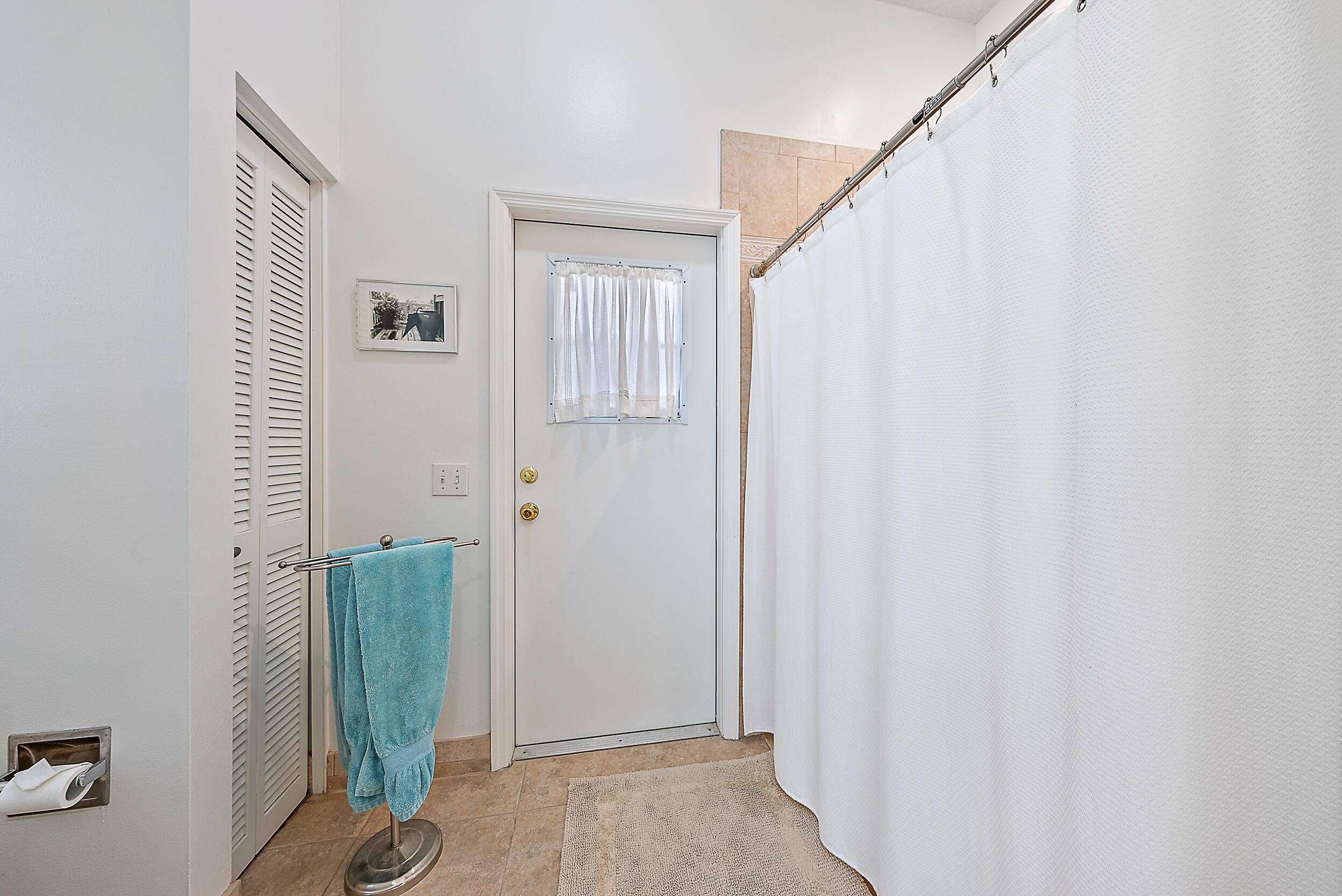 18760 Southeast River Ridge Road Jupiter, FL 33469 - Photo 15 of 28 Master Bathroom