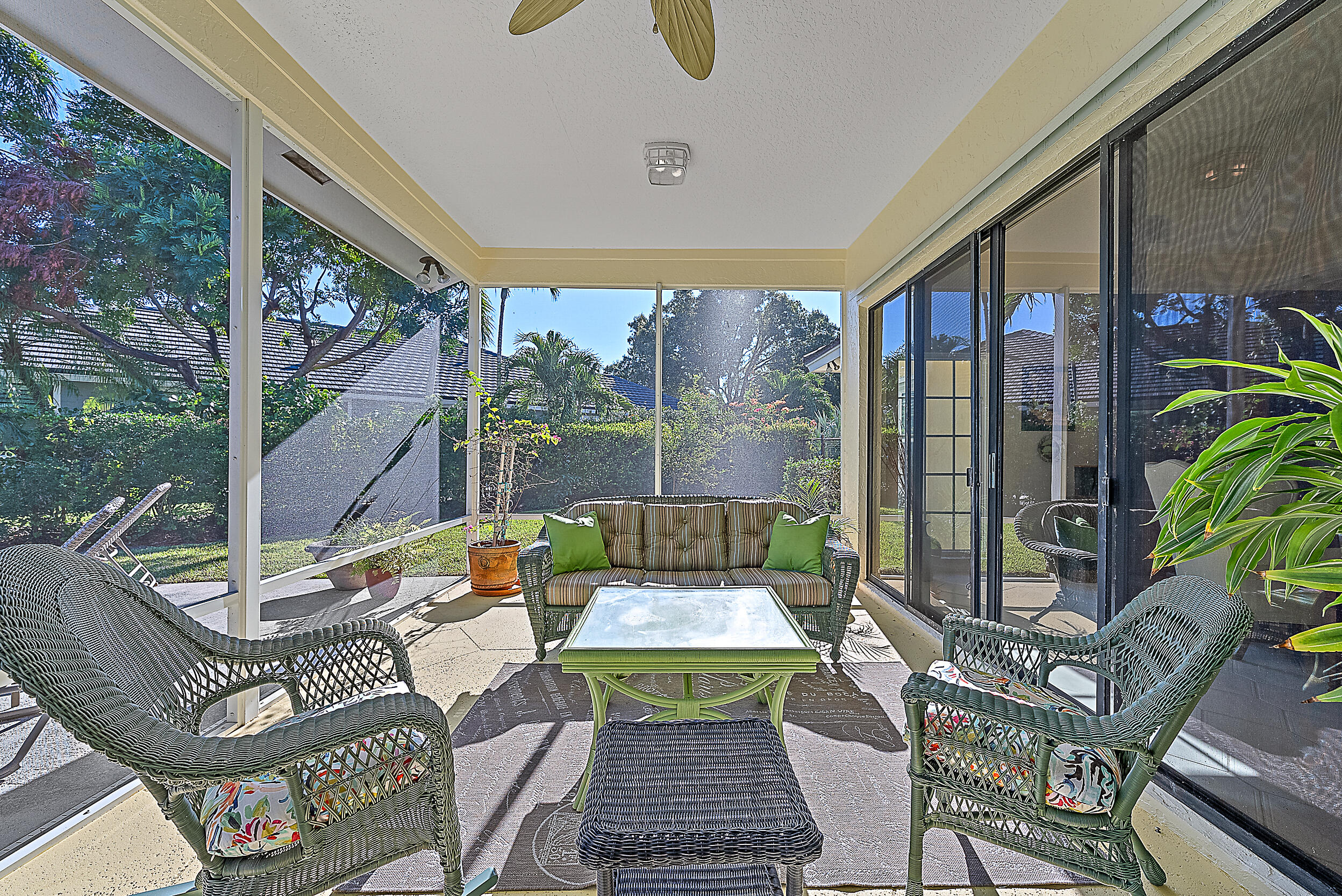 18760 Southeast River Ridge Road Jupiter, FL 33469 - Photo 21 of 28 Covered Patio