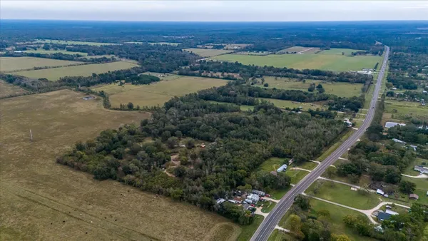 $480,000 | 1563 Highway 105, Liberty, TX 77575