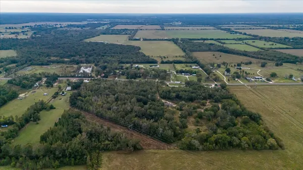 $480,000 | 1563 Highway 105, Liberty, TX 77575