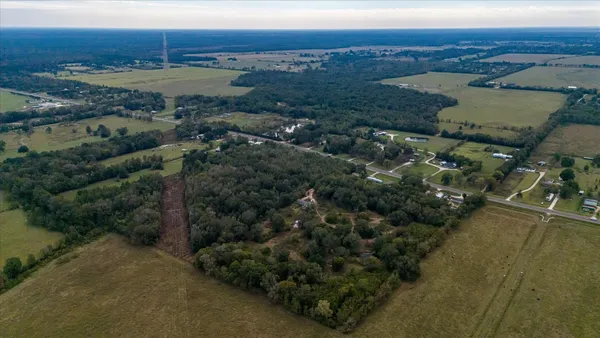 $480,000 | 1563 Highway 105, Liberty, TX 77575