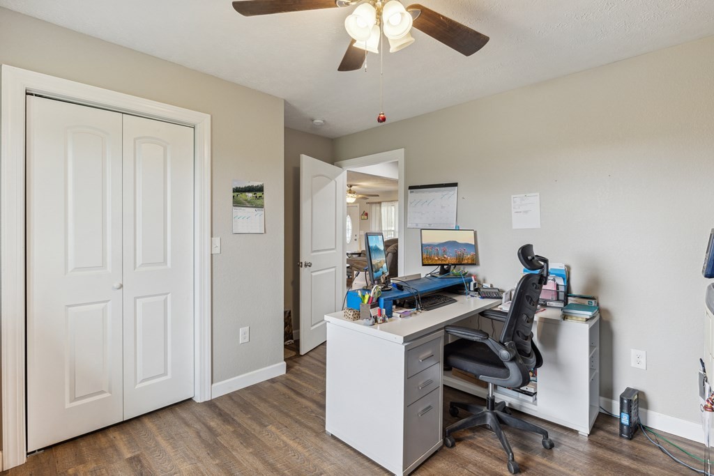 1163 Camellia Road Newport, TN 37821 - Photo 19 of 31 Gallery Image 19