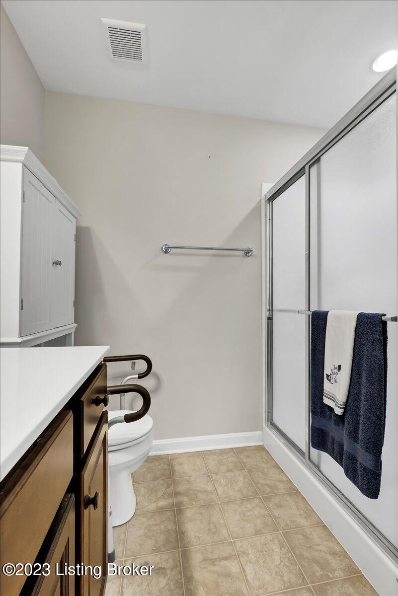 6458 Renate Road Louisville, KY 40291 - Photo 19 of 32 Walk in Shower