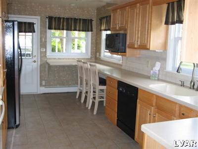 5495 Susan Road Coopersburg, PA 18036 - Photo 9 of 13 Gallery Image 9