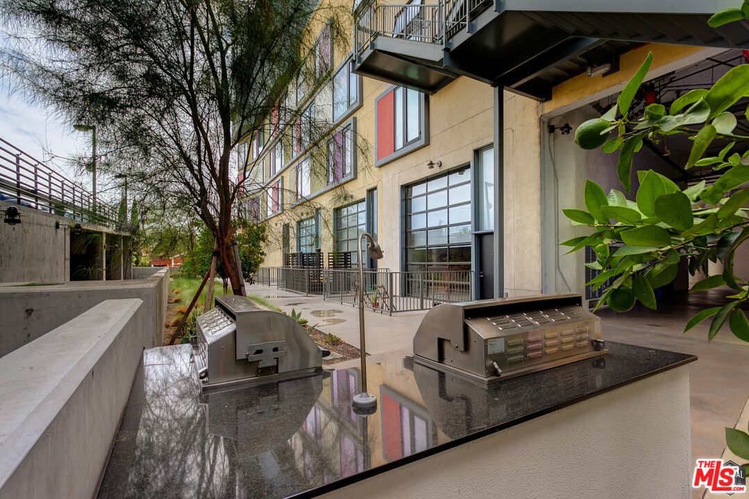 200 North San Fernando Road, Unit 412 Los Angeles, CA 90031 - Photo 24 of 24