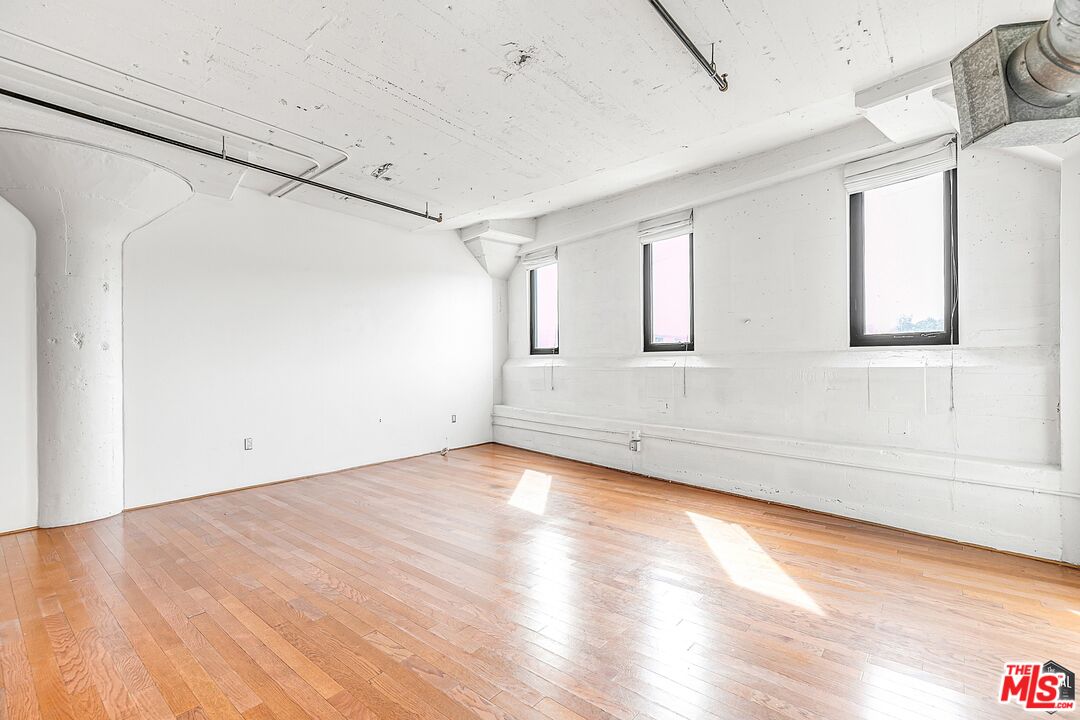 200 North San Fernando Road, Unit 412 Los Angeles, CA 90031 - Photo 3 of 24