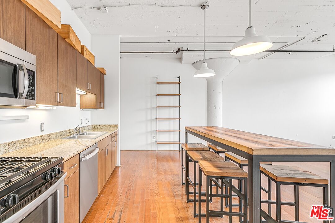 200 North San Fernando Road, Unit 412 Los Angeles, CA 90031 - Photo 4 of 24