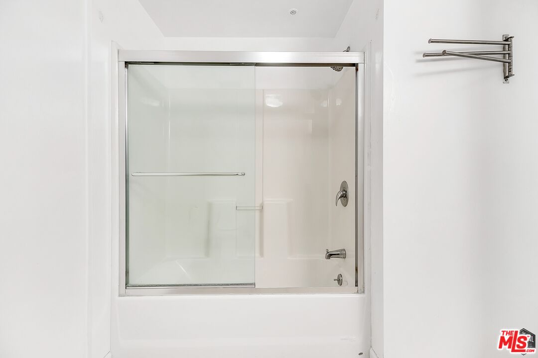 200 North San Fernando Road, Unit 412 Los Angeles, CA 90031 - Photo 9 of 24