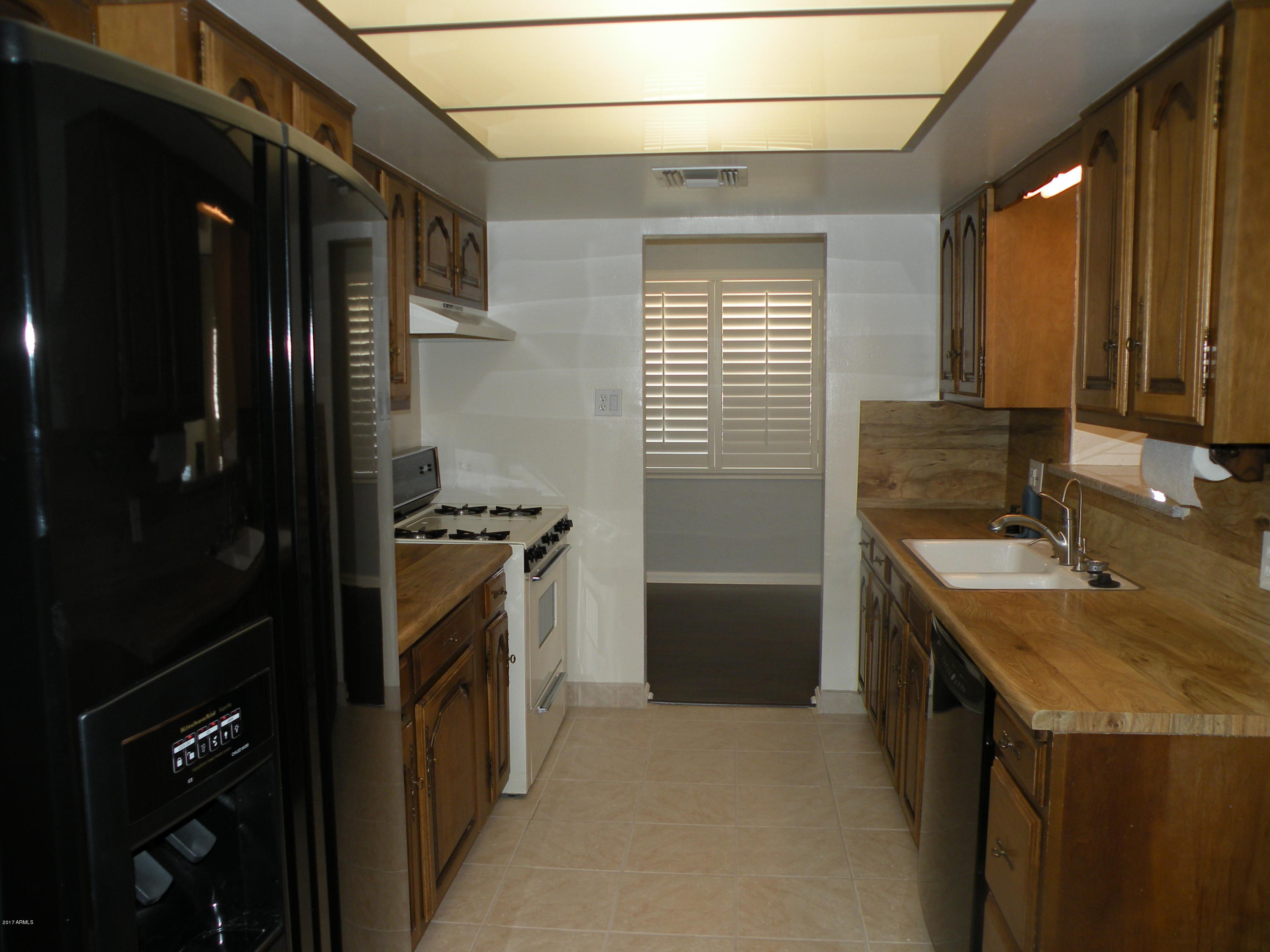 22 West Harwell Rd. Phoenix, AZ 85041 - Photo 5 of 23 Harwell 8