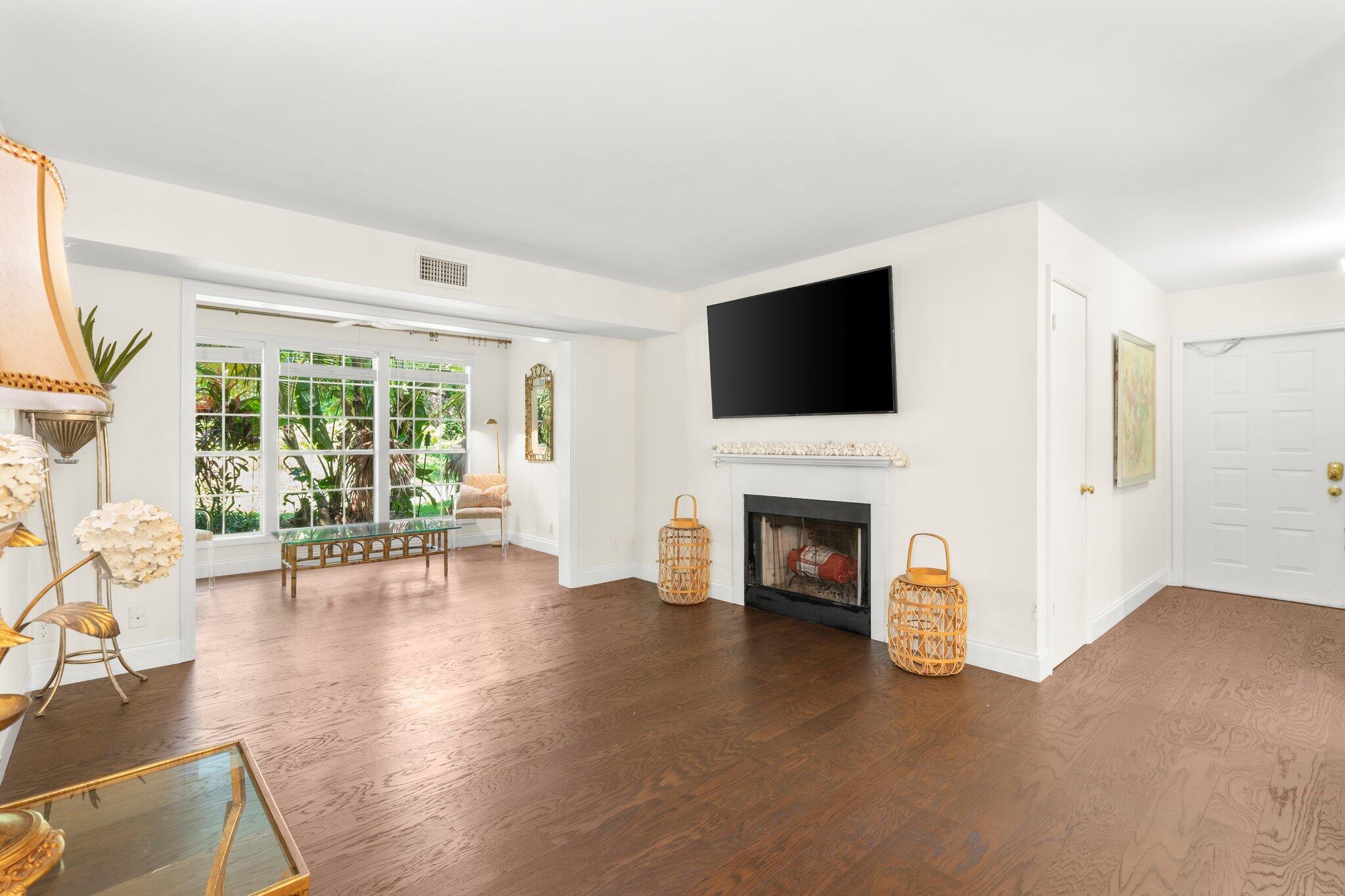 5063 Heatherhill Lane, Unit 70 Boca Raton, FL 33486 - Photo 8 of 29 8-web-or-mls-5063 Heatherhill Ln 7 Boca