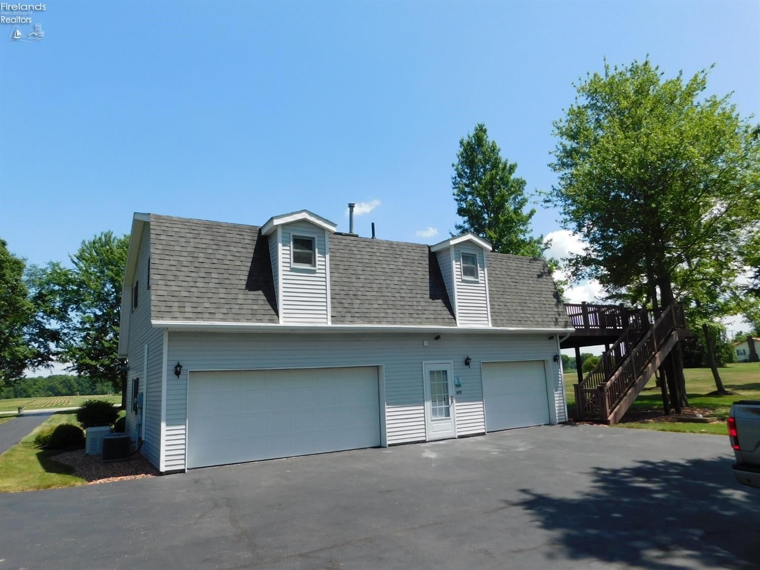 695 Butler Road North New London, OH 44851 - Photo 2 of 31 Gallery Image 2