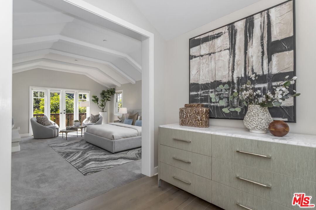 2201 Beech Knoll Road Los Angeles, CA 90046 - Photo 29 of 63 Gallery Image 29