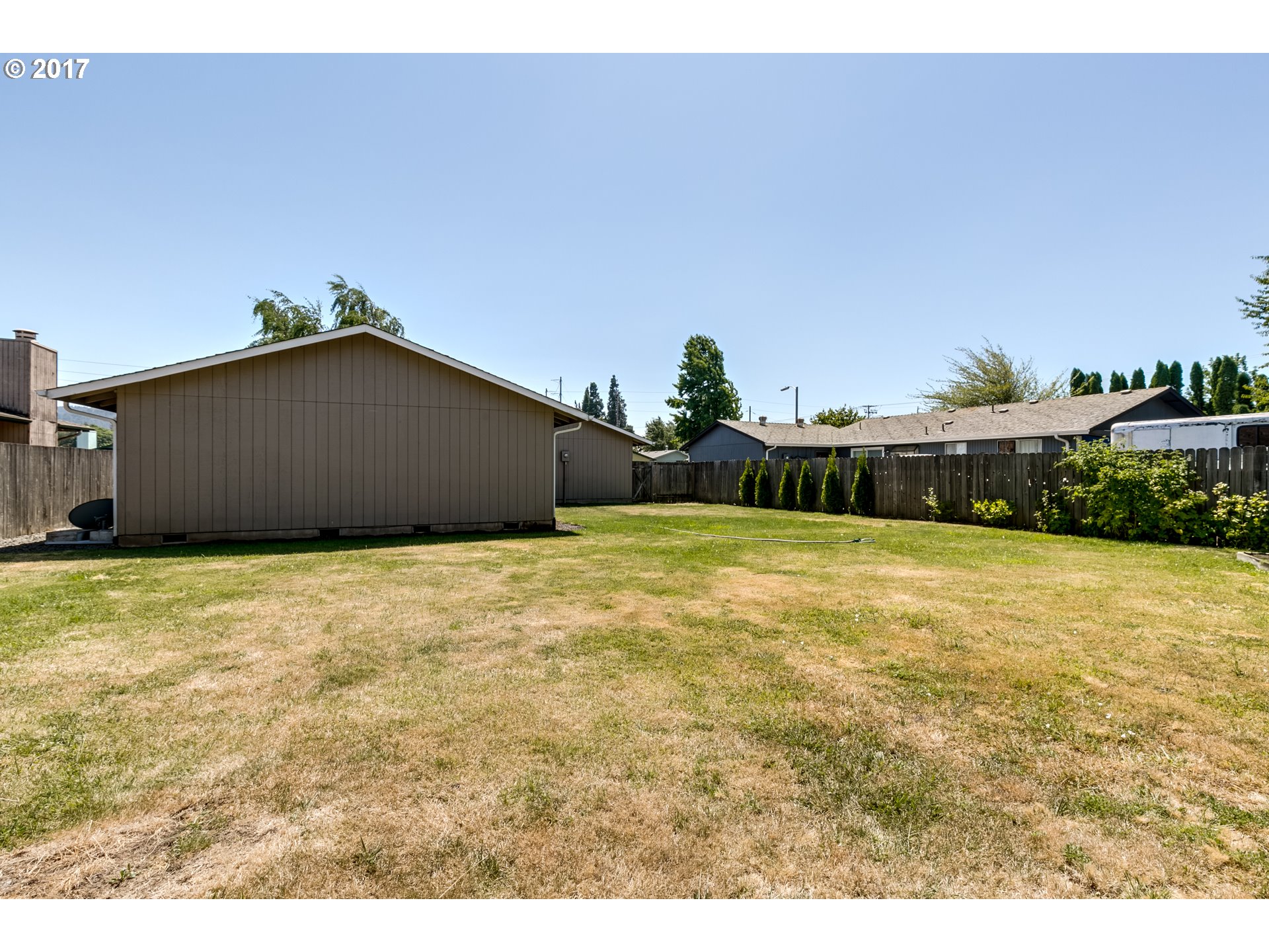 3248 South E Court Springfield, OR 97478 - Photo 8 of 23 Gallery Image 8