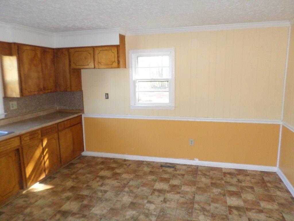 1141 Nazareth Road Spartanburg, SC 29301 - Photo 6 of 25 Gallery Image 6
