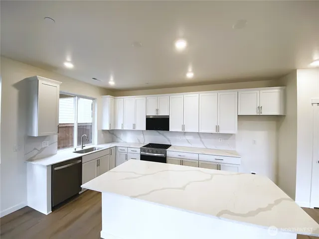 $794,950 | 1447 121st Avenue Southeast, Unit MB 09, Lake Stevens, WA 98258