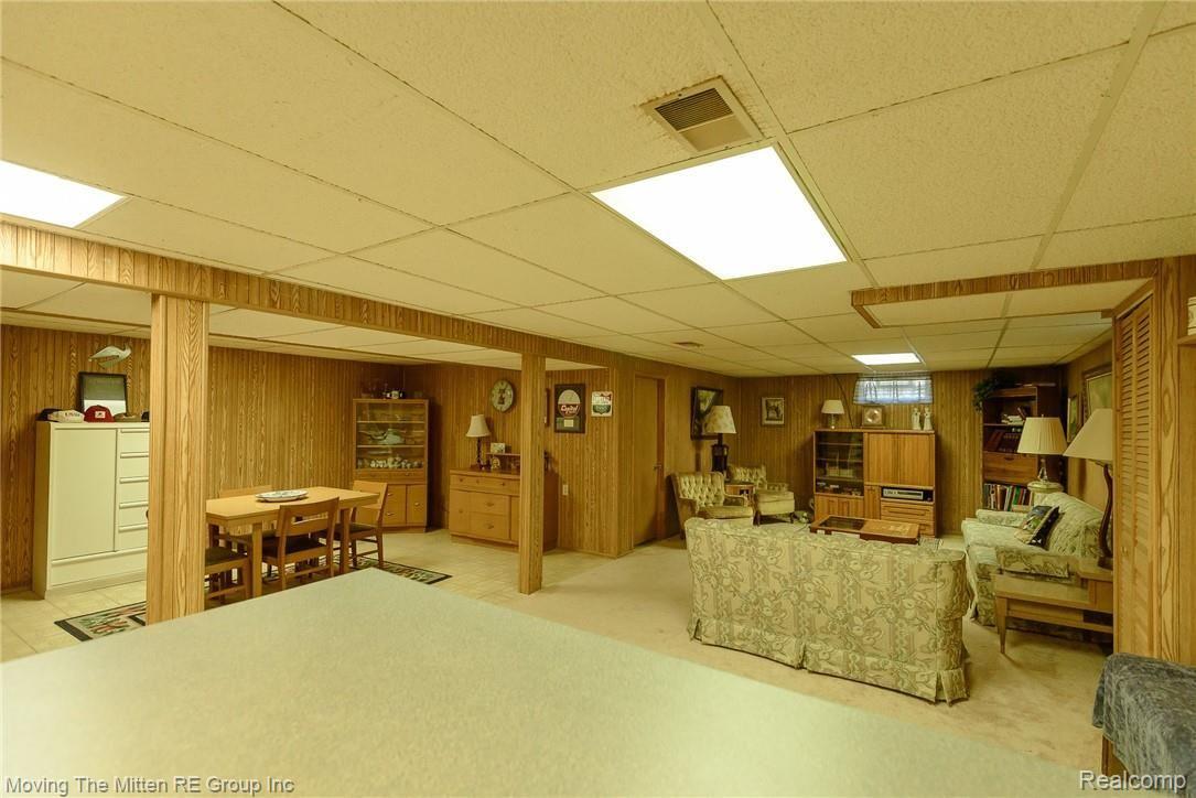 6911 Edwards Road Belleville, MI 48111 - Photo 38 of 56 MTM_6911_edwards-37.jpg