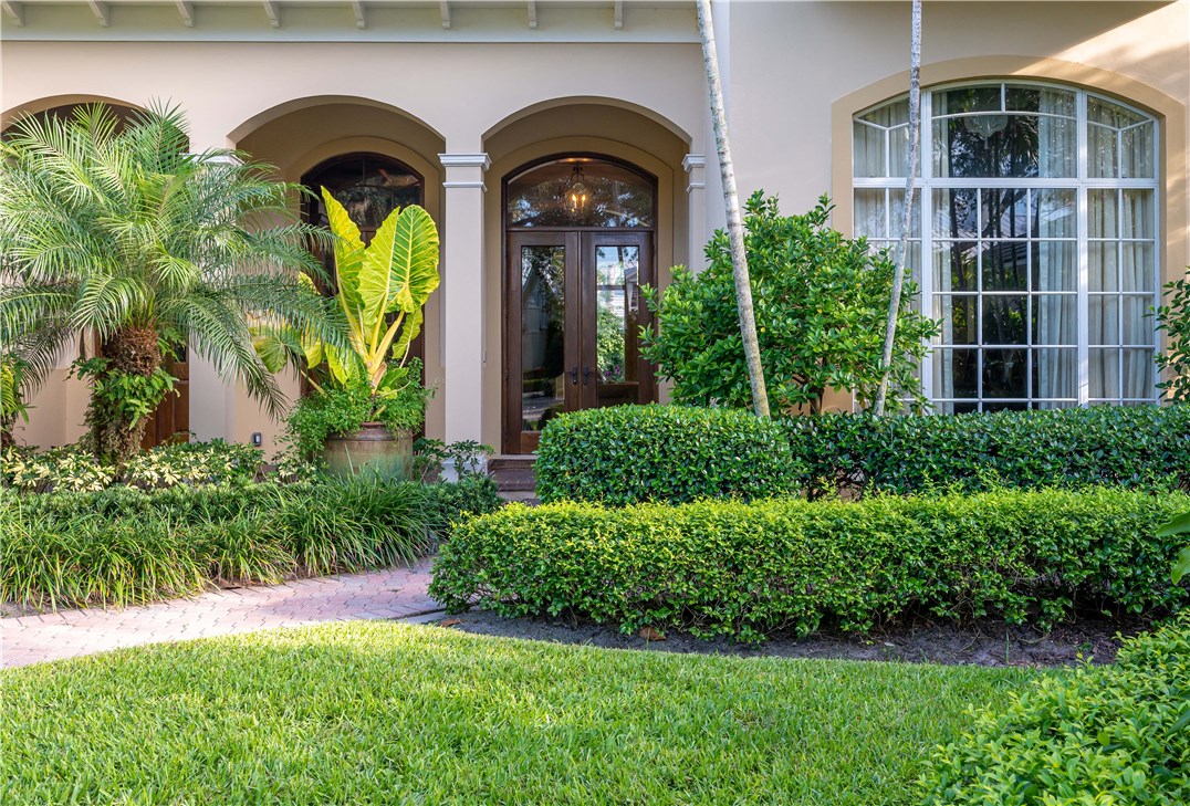 130 Rivermist Way Vero Beach, FL 32963 - Photo 2 of 36