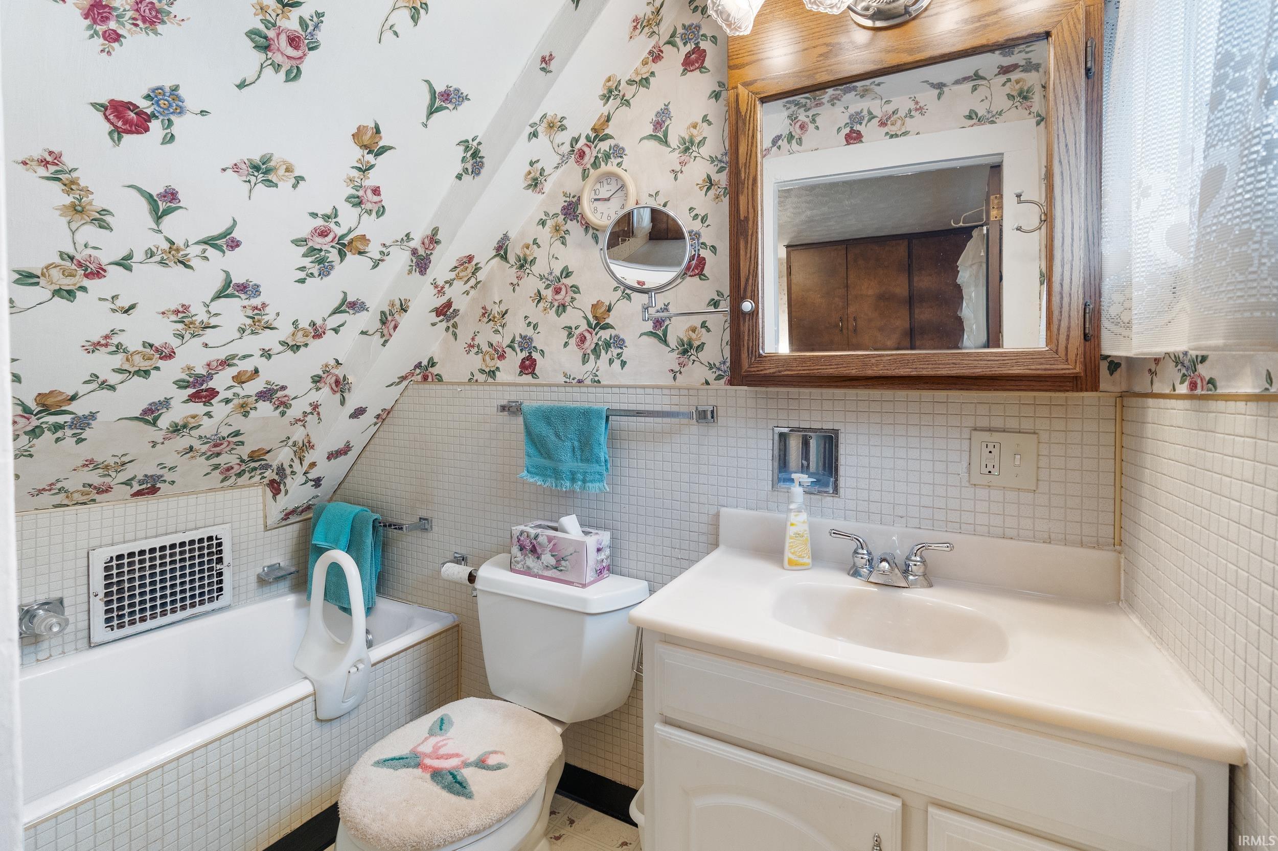 811 3rd Street Howe, IN 46746 - Photo 14 of 36 Gallery Image 14