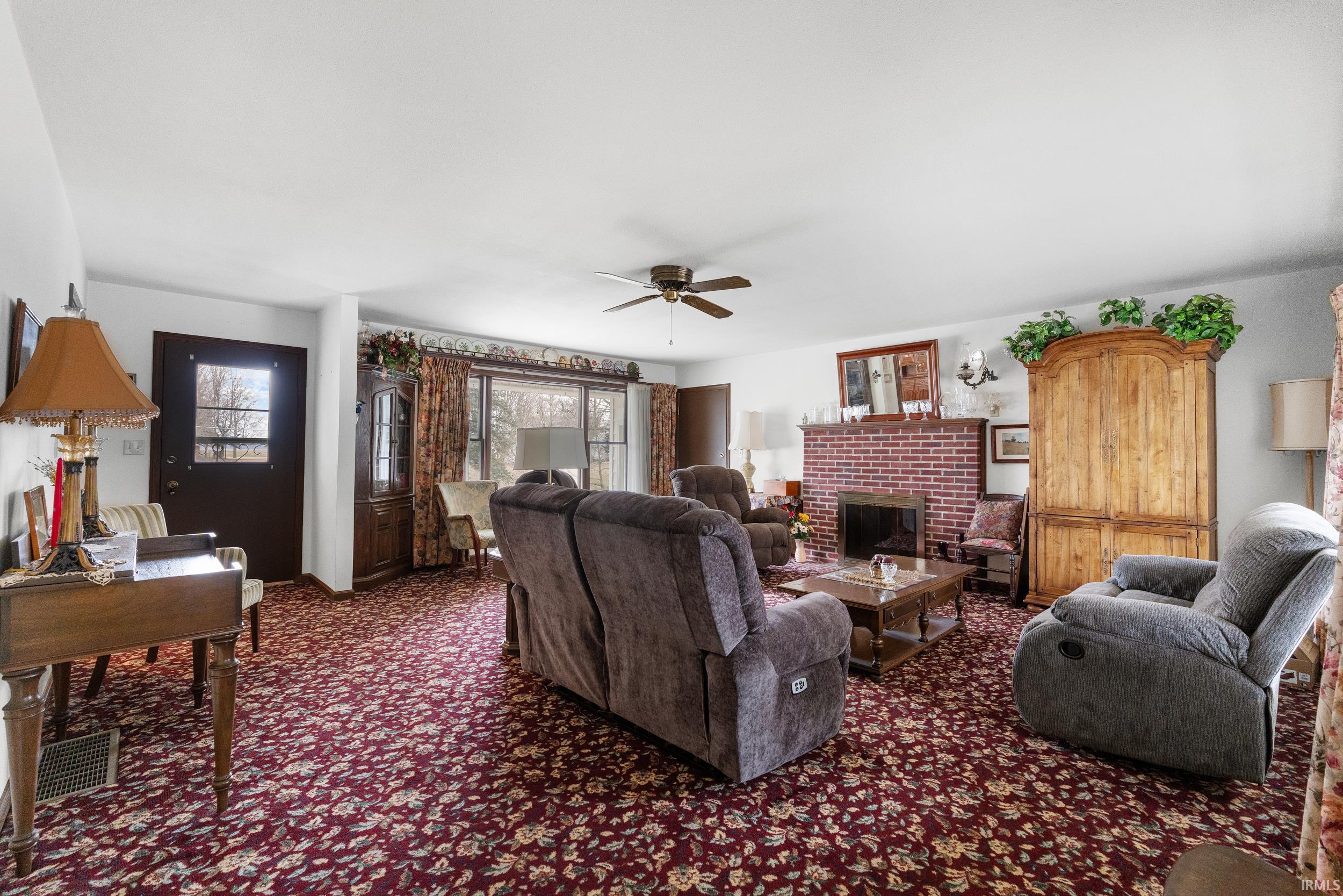 811 3rd Street Howe, IN 46746 - Photo 3 of 36 Gallery Image 3
