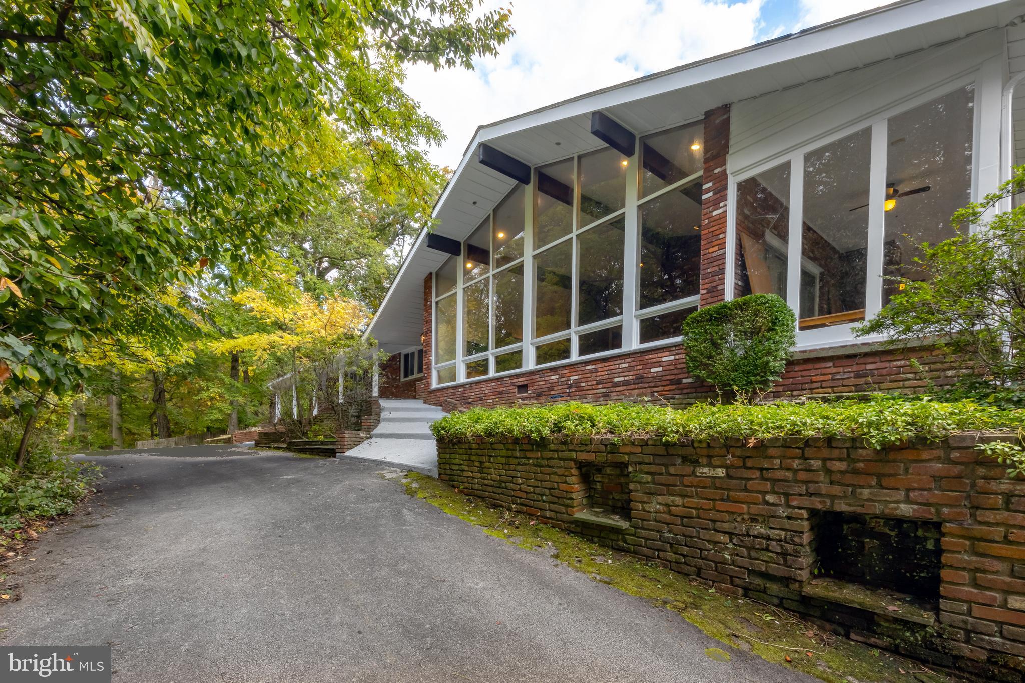 43 Fairview Road Penn Valley, PA 19072 - Photo 3 of 51