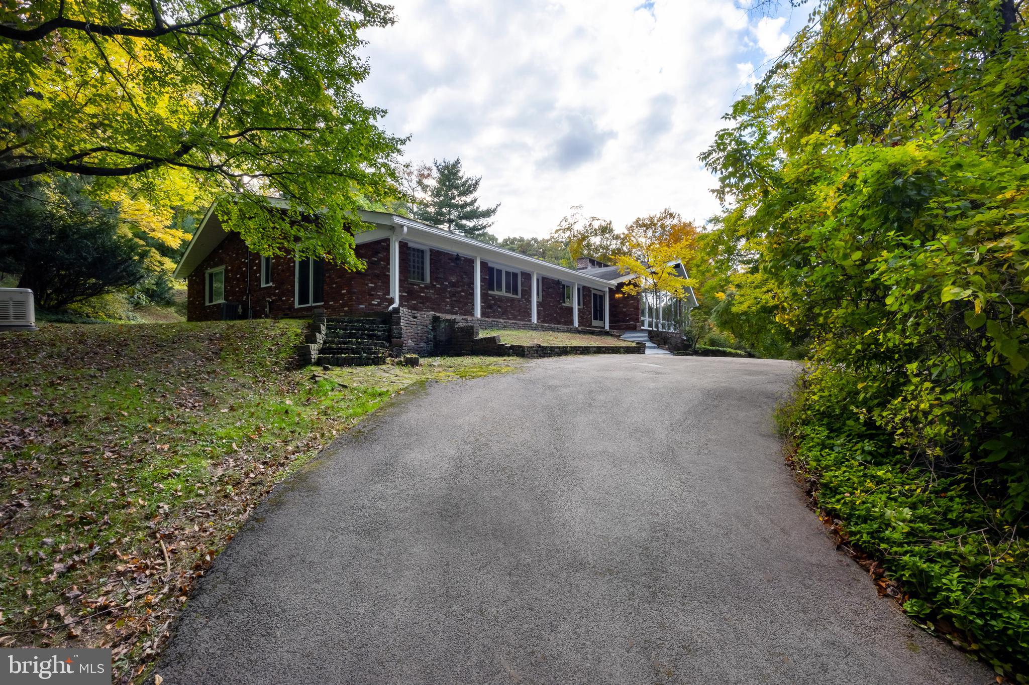 43 Fairview Road Penn Valley, PA 19072 - Photo 4 of 51