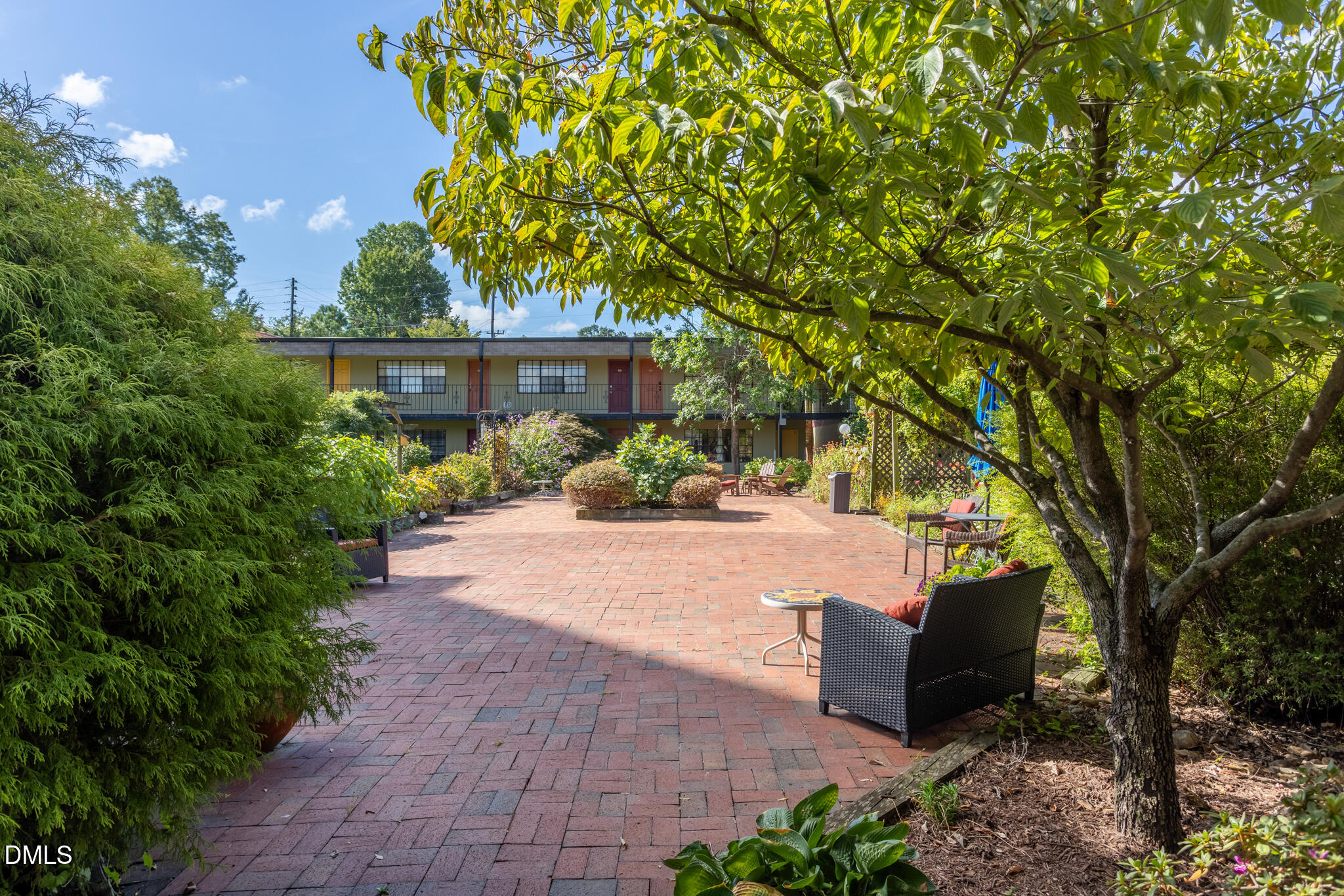 807 West Trinity Avenue, Unit 252 Durham, NC 27701 - Photo 20 of 23 a view of a garden with plants