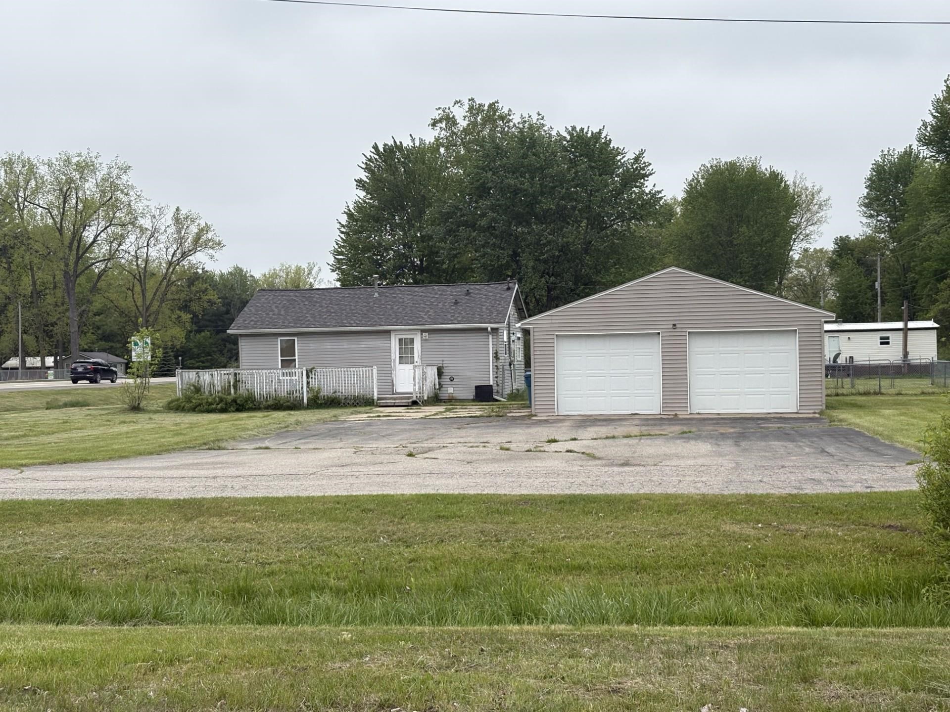 3988 West Isabella Road Shepherd, MI 48883 - Photo 10 of 14 1948519-33c2f34b-fbb3-4d2c-99db-fe7439df070c.JPG