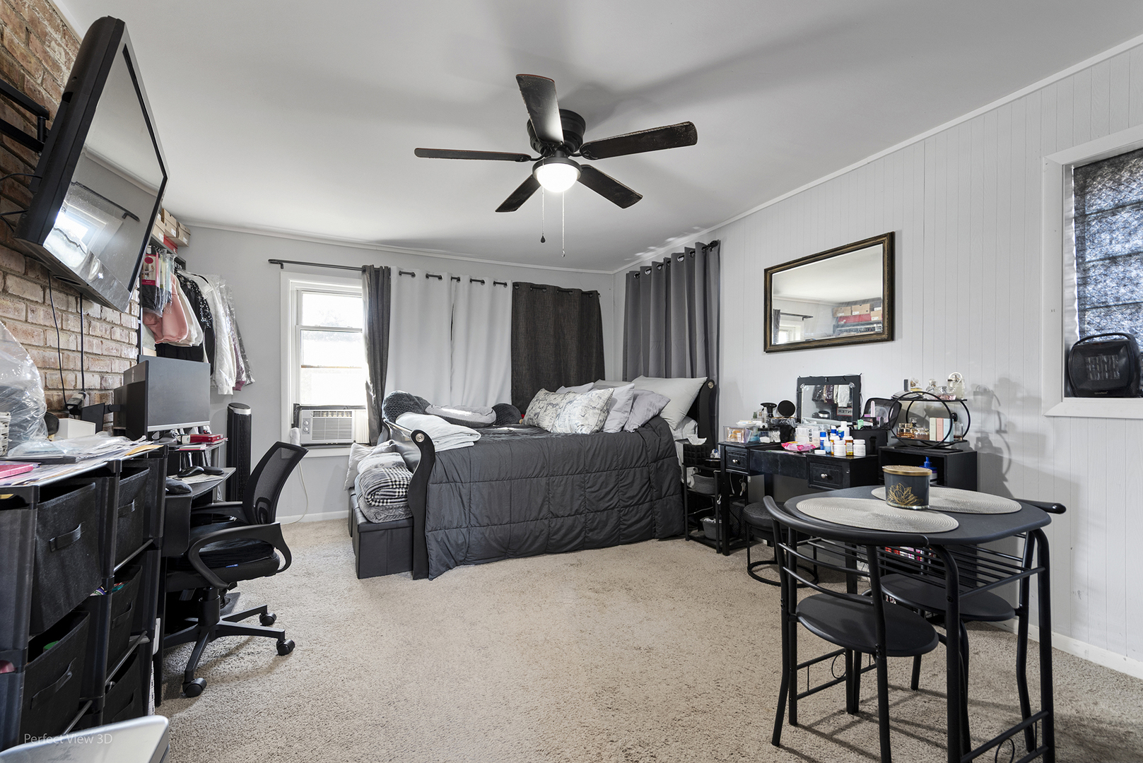 9007 Ridgeland Avenue Oak Lawn, IL 60453 - Photo 19 of 22 a living room with furniture and a window