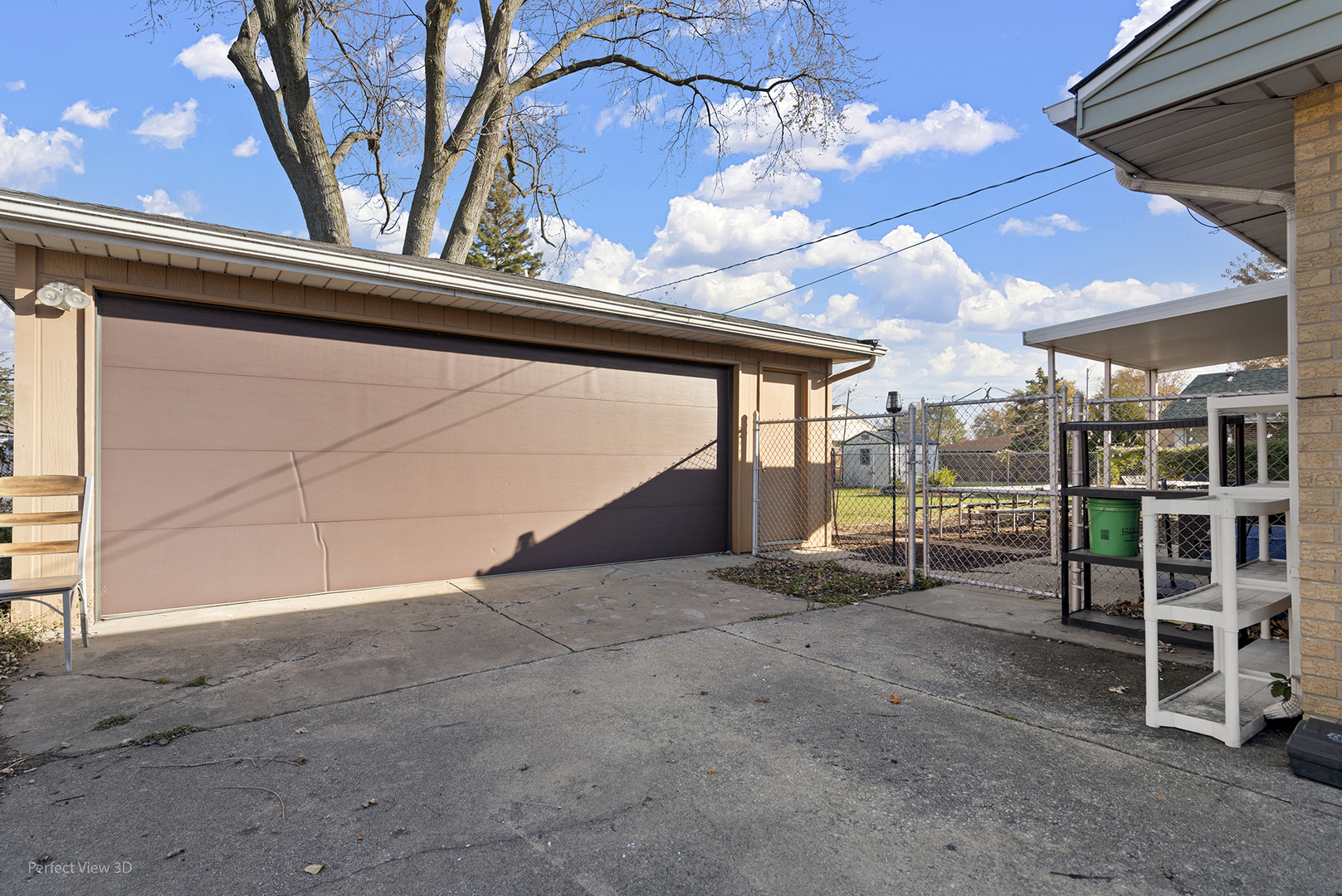 9007 Ridgeland Avenue Oak Lawn, IL 60453 - Photo 20 of 22 a view of an outdoor space with porch area