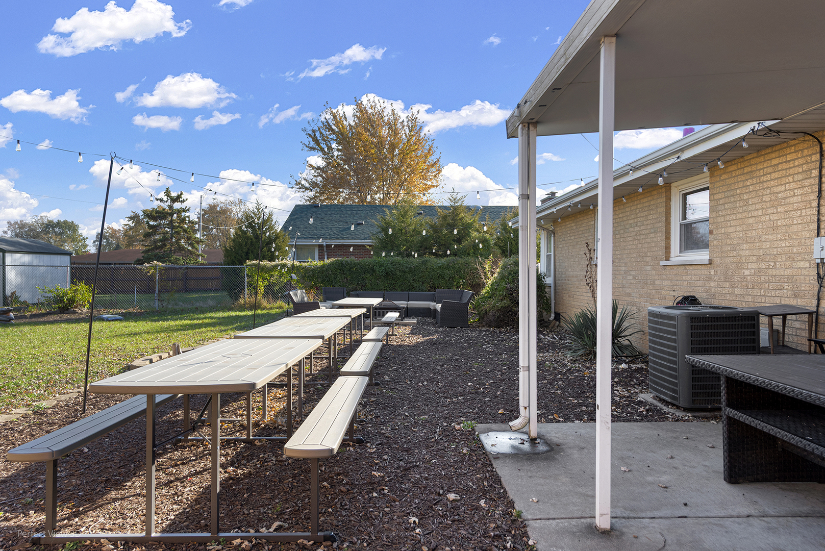 9007 Ridgeland Avenue Oak Lawn, IL 60453 - Photo 21 of 22 a view of an outdoor space with seating area