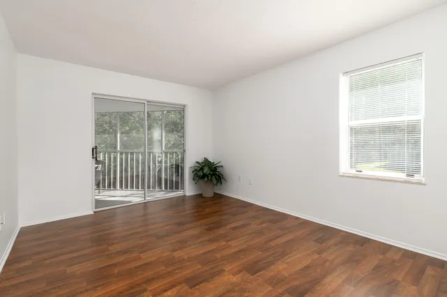 $2,000 | 3254 Southeast Aster Lane, Unit J238, Stuart, FL 34994