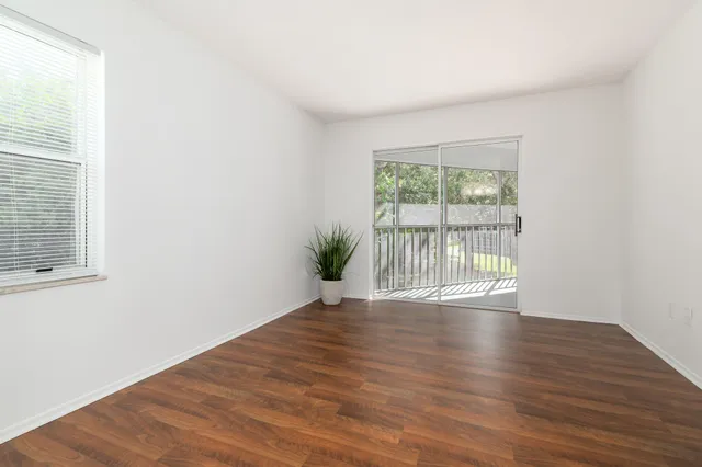 $2,000 | 3254 Southeast Aster Lane, Unit J238, Stuart, FL 34994