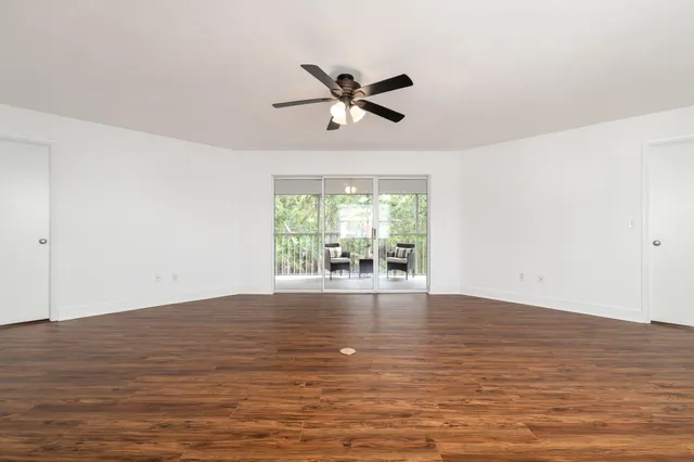 $2,000 | 3254 Southeast Aster Lane, Unit J238, Stuart, FL 34994