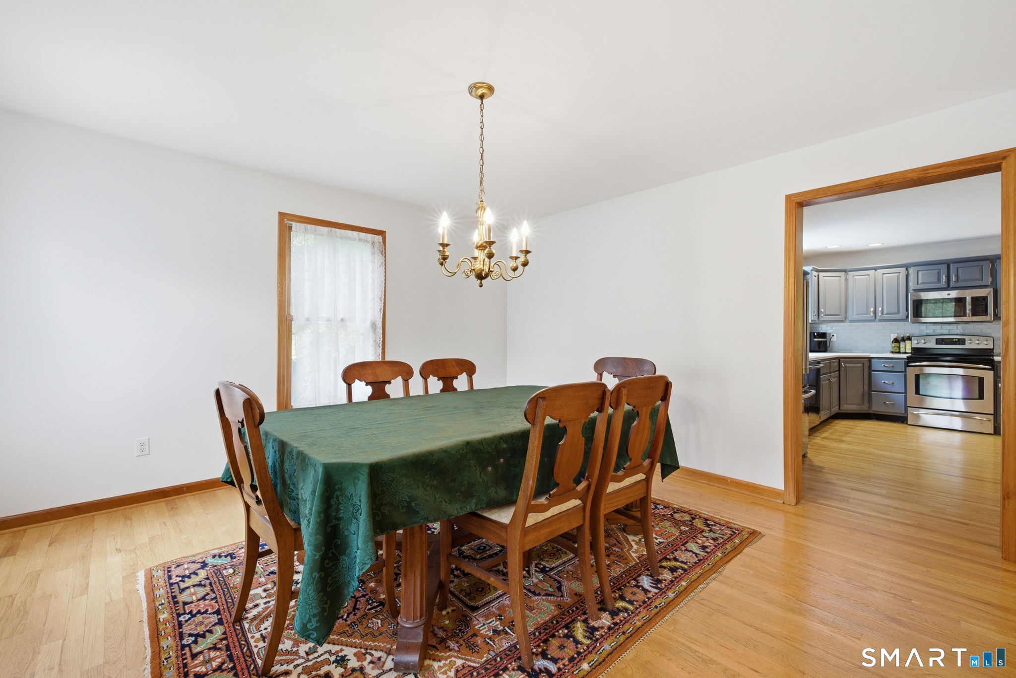 131 Hanover Road Newtown, CT 06470 - Photo 13 of 34