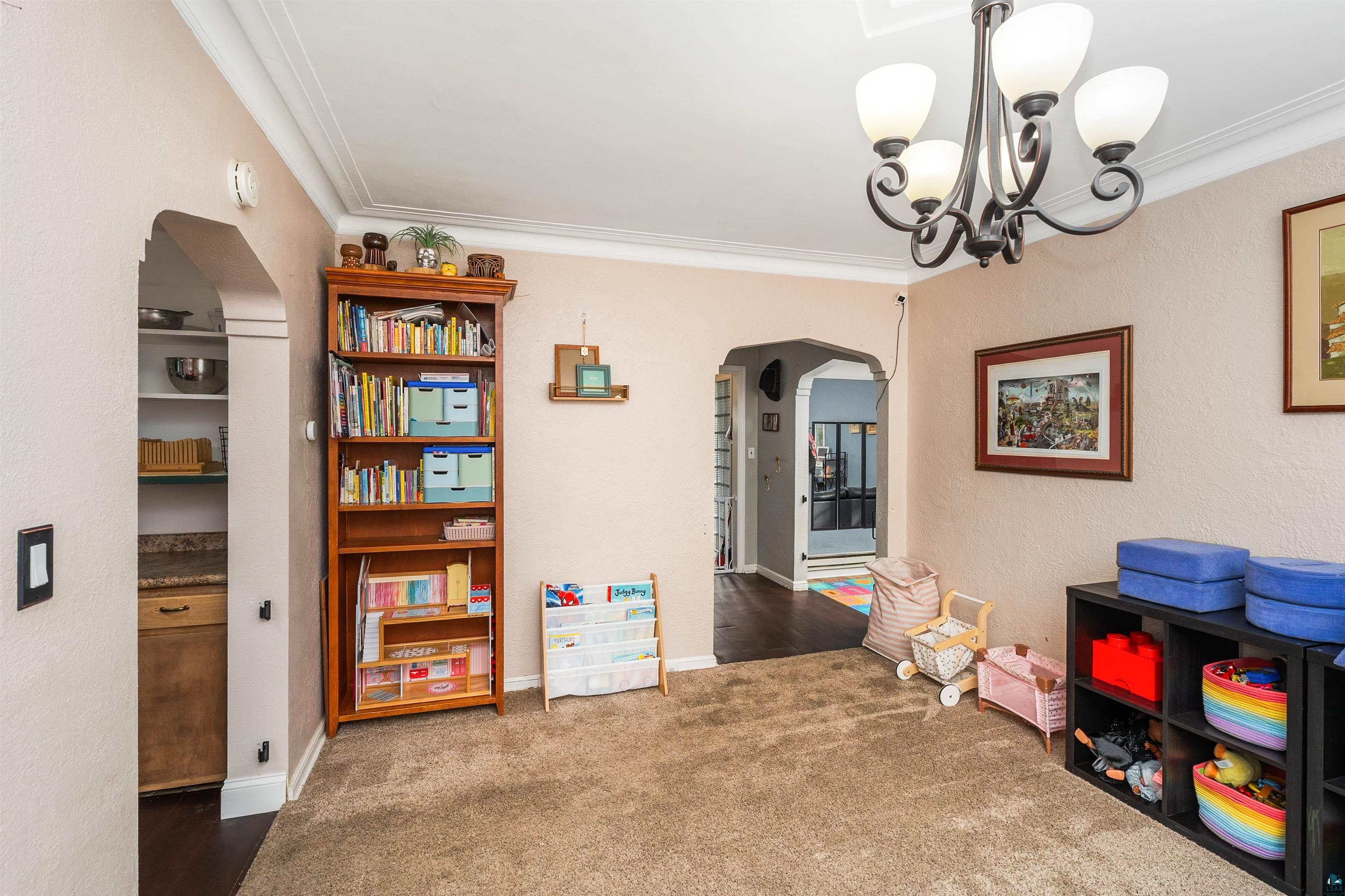 4631 London Road Duluth, MN 55804 - Photo 24 of 58