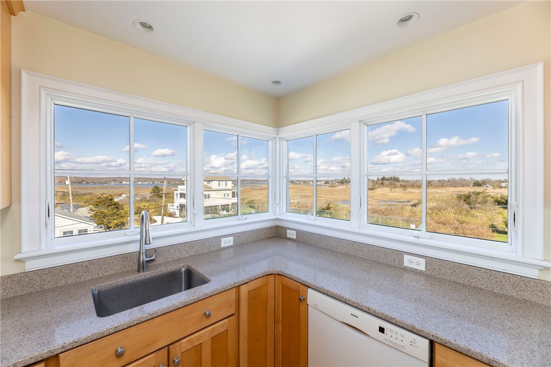 824 West Beach Road Charlestown, RI 02813 - Photo 5 of 49