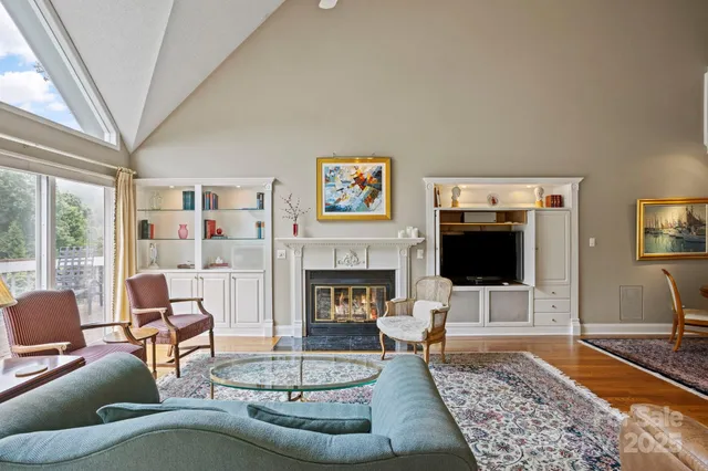 $695,000 | 104 Overlook Drive, Flat Rock, NC 28731