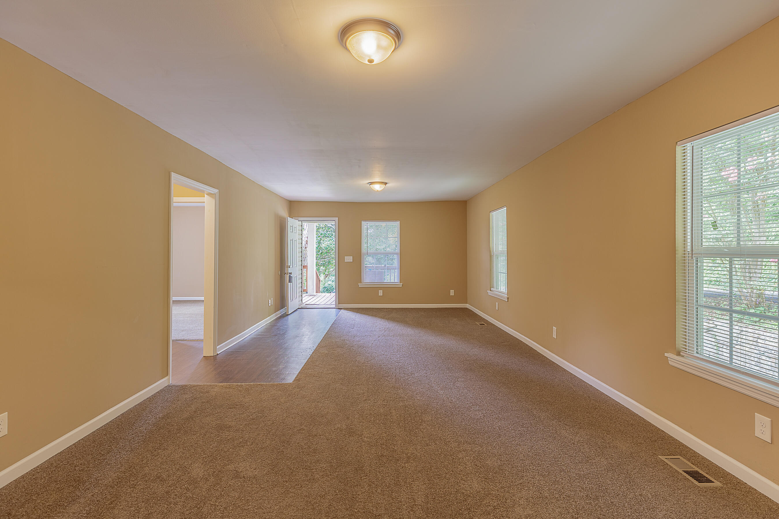 2718 Durand Avenue Chattanooga, TN 37406 - Photo 5 of 21 LR/DR