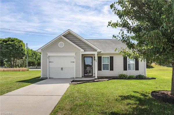 $275,000 | 216 Florida Drive, Thomasville, NC 27360