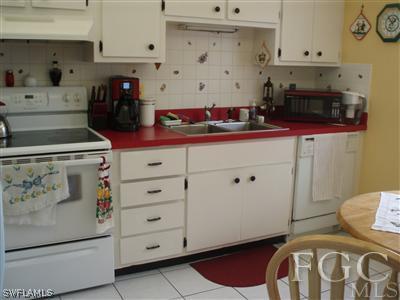 1830 Brantley Road, Unit H 4 Fort Myers, FL 33907 - Photo 3 of 10 Gallery Image 3