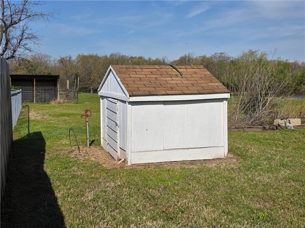 9676 South 501 Road El Dorado Springs, MO 64744 - Photo 33 of 50