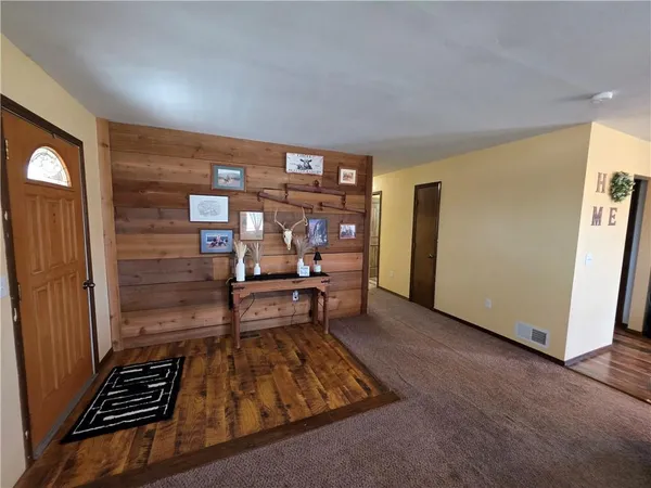 $324,900 | 9676 South 501 Road, El Dorado Springs, MO 64744
