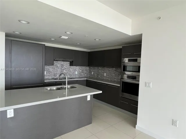 $3,100 | 7825 Northwest 107th Avenue, Unit 514, Doral, FL 33178