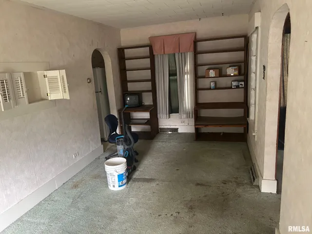 $25,000 | 1029 West Rich Street, Taylorville, IL 62568